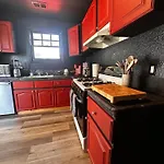 Chic Stay Near Downtown With Coffee Bar