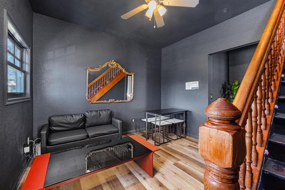 Chic Near Downtown With Coffee Bar Homestay San Diego